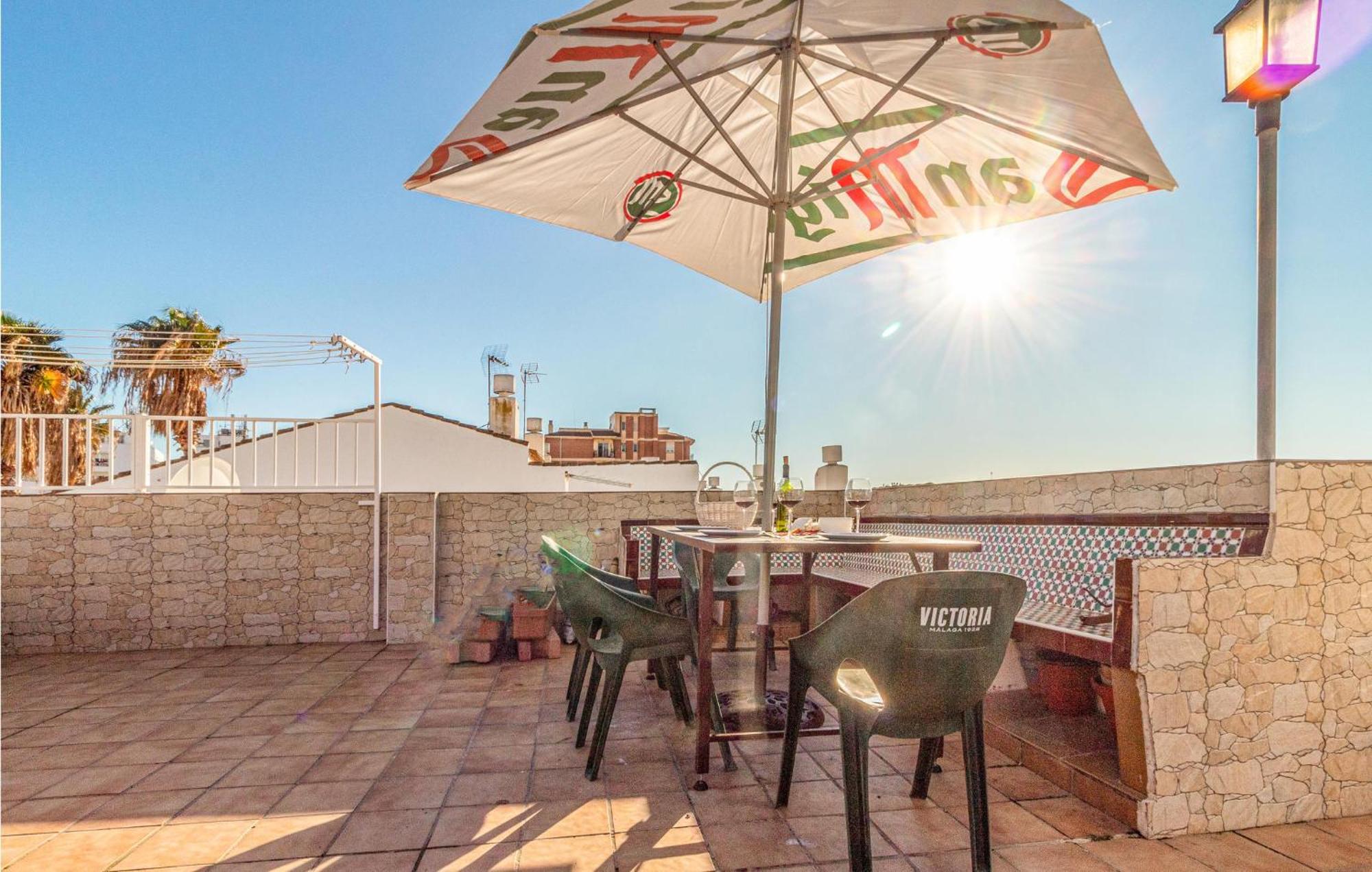 Stunning Home In Mlaga With 2 Bedrooms And Wifi Μάλαγα Εξωτερικό φωτογραφία