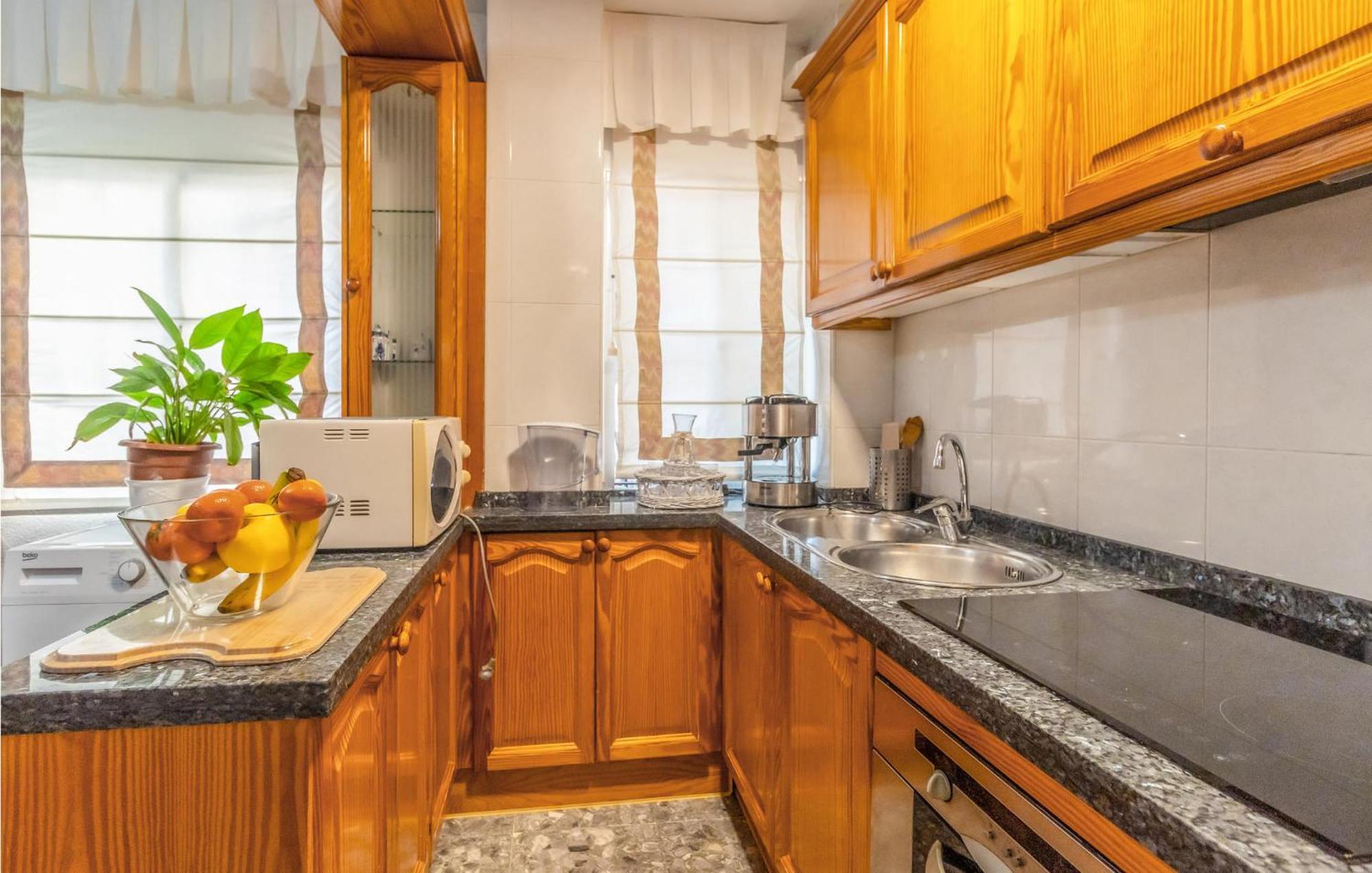 Stunning Home In Mlaga With 2 Bedrooms And Wifi Μάλαγα Εξωτερικό φωτογραφία