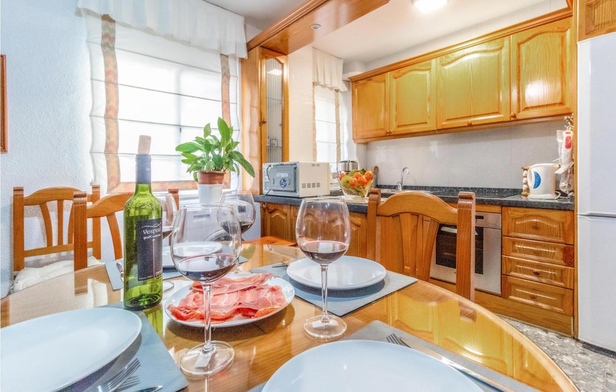 Stunning Home In Mlaga With 2 Bedrooms And Wifi Μάλαγα Εξωτερικό φωτογραφία