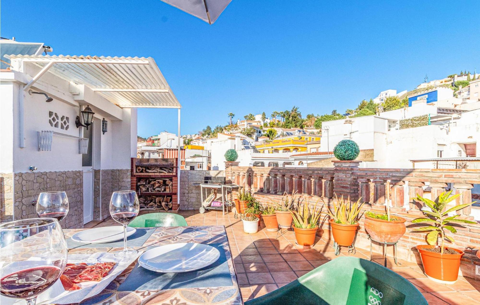 Stunning Home In Mlaga With 2 Bedrooms And Wifi Μάλαγα Εξωτερικό φωτογραφία