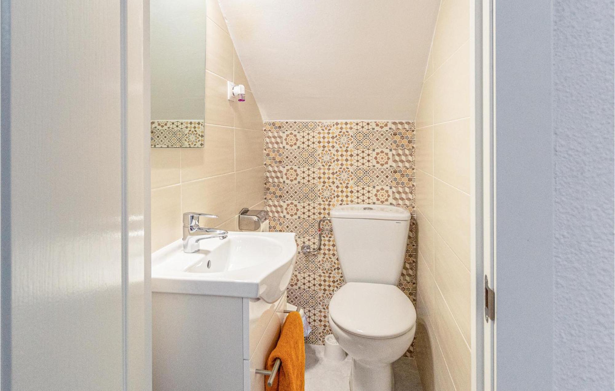 Stunning Home In Mlaga With 2 Bedrooms And Wifi Μάλαγα Εξωτερικό φωτογραφία